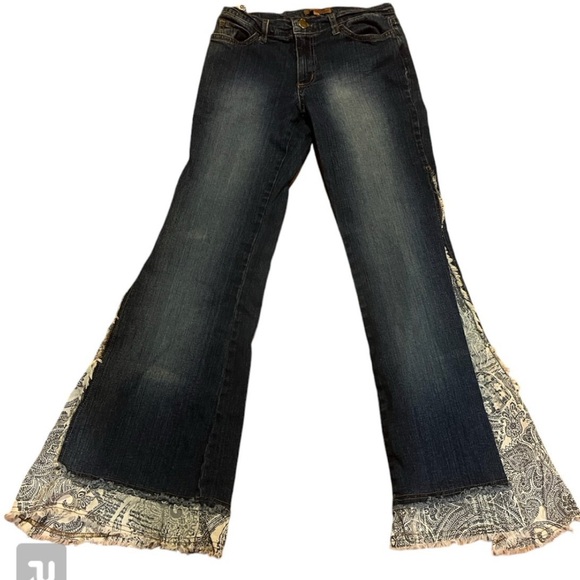 Arden B Pants - Vintage Arden B flare legs boho jeans with paisley accents